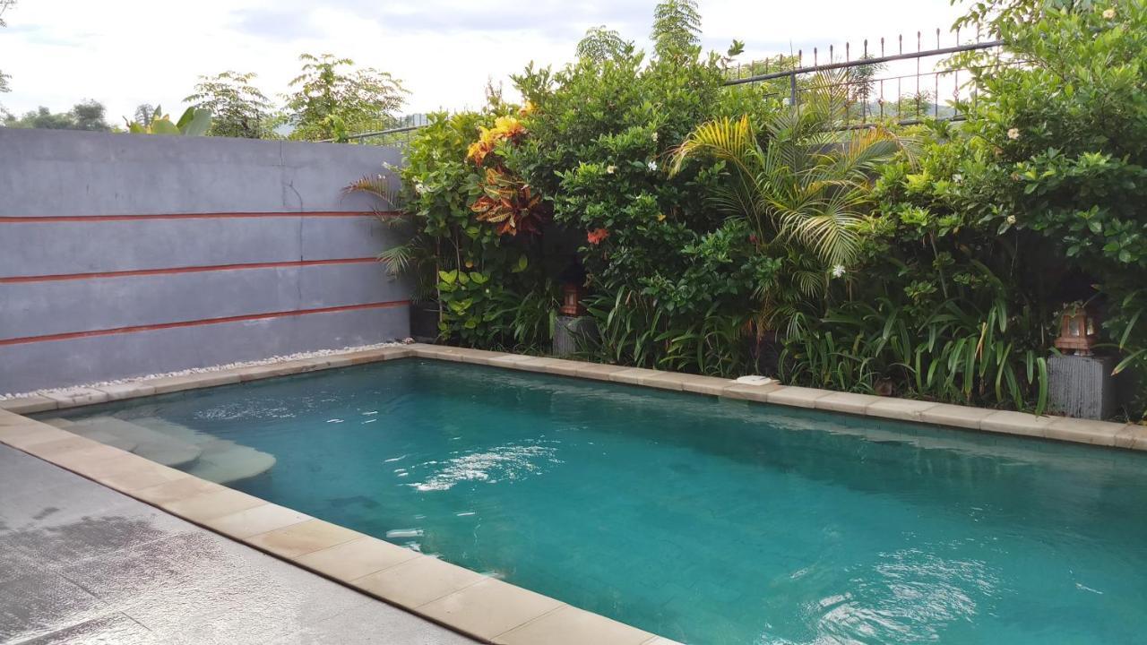 Villa Dencarik Banjar  Exterior photo